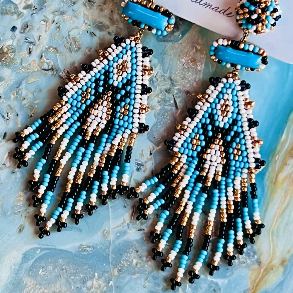 NWT Deepa Gurnani Turquoise Beaded Fringe Chandeliers - Picture 9 of 13